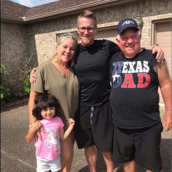 Meet your Posher, Sheila - Picture 2 of 2